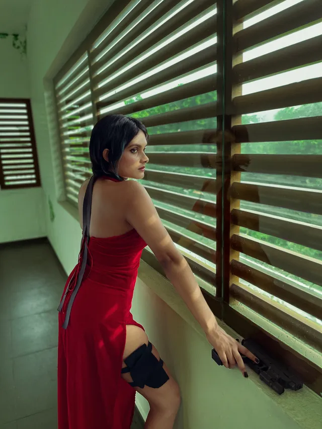 Ada Wong photo 3
